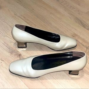 Salvatore Ferragamo Shoes Ivory Pearl Heels 7.5C